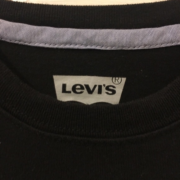 LEVI’S tee - Picture 2 of 4